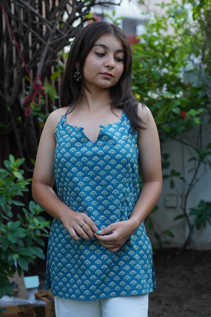 Aqua Geometric Circle Print Kurti